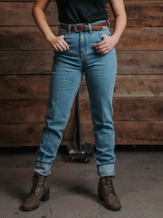 Smith + Rogue Denim - Smith + Rogue Women’s No. 73 High Rise Tapered Denim Jeans Hand Me Down Wash